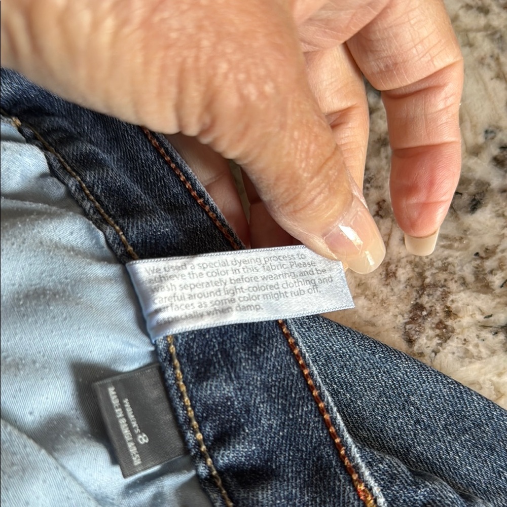 Sale!! Eddie Bauer Women's Blue Jeans - Picture 10 of 10